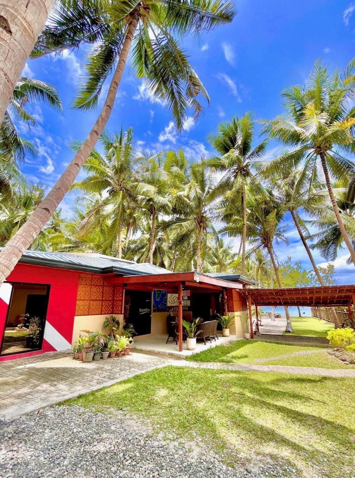 Southseas Beach Resort&Dive Center Santander Exterior foto